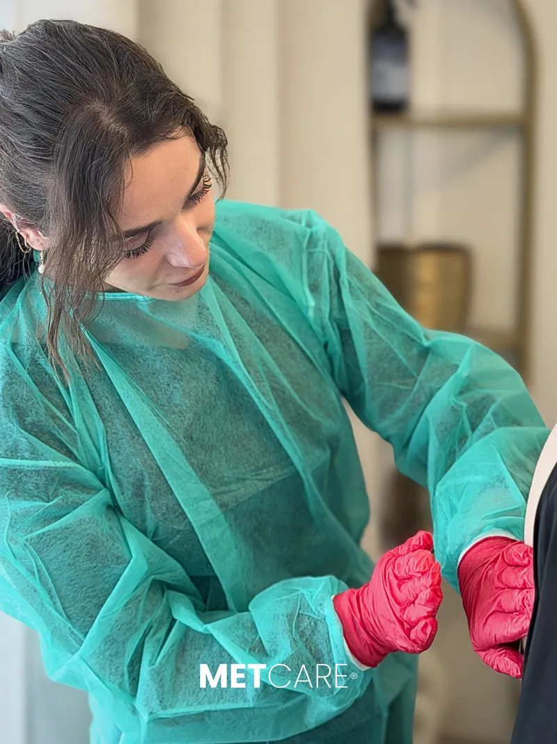 Praticienne en pratique lors d’une formation METCARE®